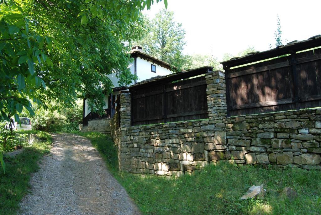 Къща Балканец Balkanets (Lovech) Exterior photo